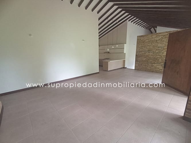 Casa en venta en Loma De Las Brujas, Envigado · foto 4 de 24