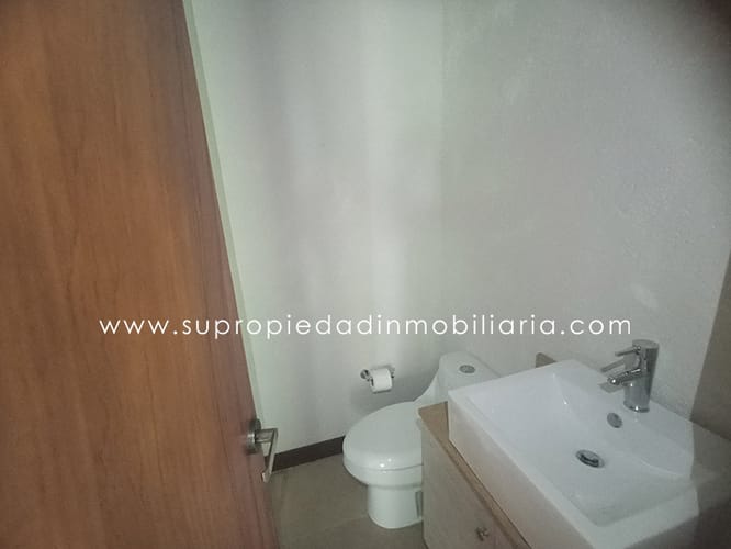 Casa en venta en Loma De Las Brujas, Envigado · foto 15 de 24