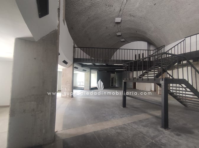 Local en arriendo en Milla De Oro, Medellín, 728 m² · foto 5 de 18