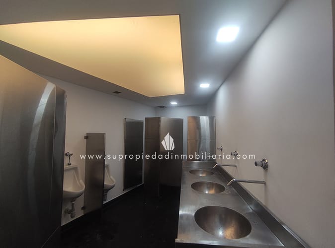 Local en arriendo en Milla De Oro, Medellín, 728 m² · foto 10 de 18