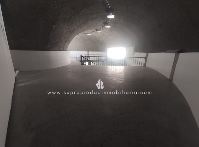 Local en arriendo en Milla De Oro, Medellín, 728 m² · foto 13 de 18