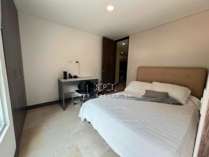 Apartamento de 3 alcobas en arriendo en El Poblado, Medellín, 130 m² · foto 17 de 22