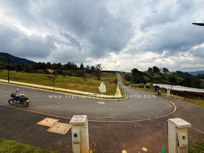 Lote en venta en Loma Del Escobero, Envigado, 1435 m² · foto 22 de 22