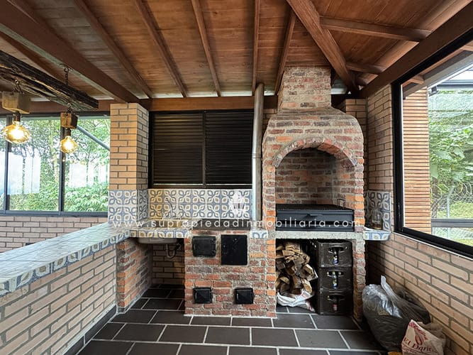 Casa de 4 alcobas en venta en San Cristobal, Medellín, 550 m² · foto 21 de 24