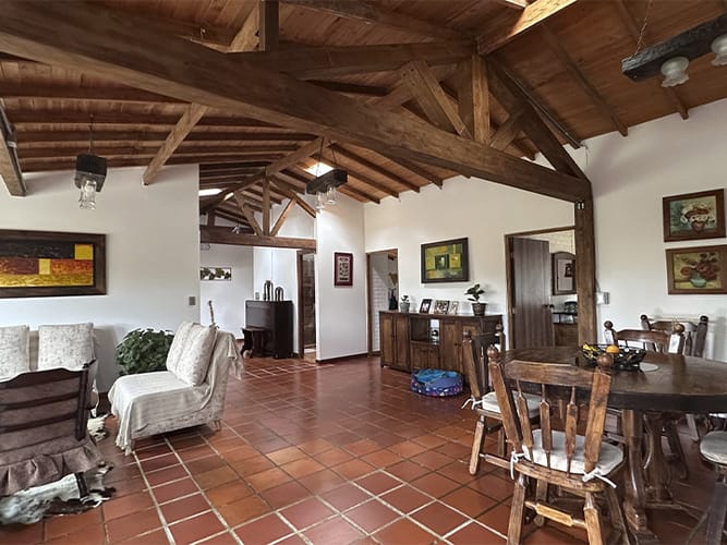 Casa en venta en Santa Catalina, Envigado · foto 2 de 17