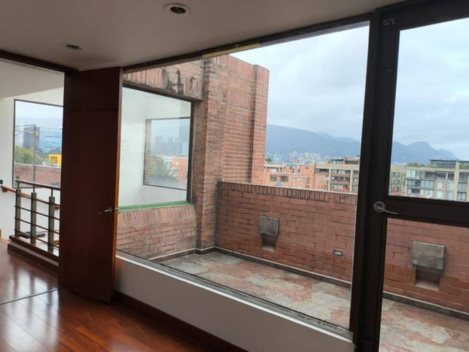 Apartamento de 5 alcobas en venta en Santa Barbara, Bogotá, 379 m² · foto 19 de 20