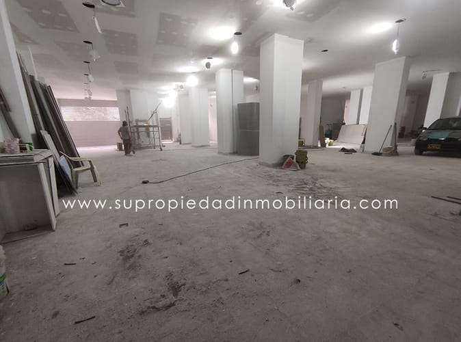 Local en arriendo en Ditaires, Itagüí, 520 m² · foto 3 de 6