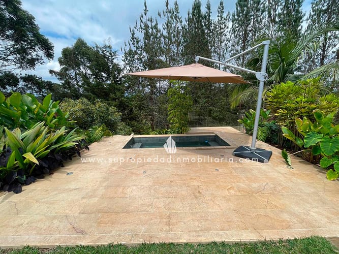Finca en venta en El Carmen de Viboral, 350 m² · foto 8 de 24