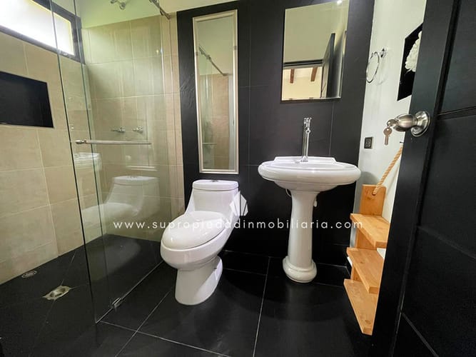 Finca en venta en El Carmen de Viboral, 350 m² · foto 21 de 24