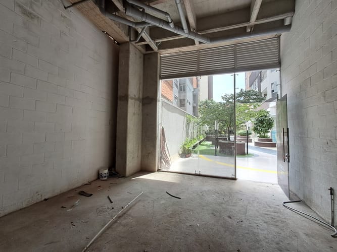 Local en arriendo en Bombona No.1, Medellín, 78 m² · foto 2 de 11