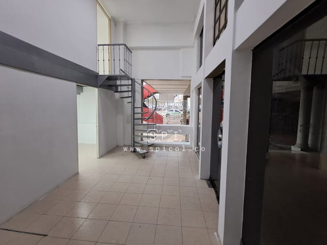 Local en arriendo en La Esmeralda, Itagüí, 108 m² · foto 5 de 14