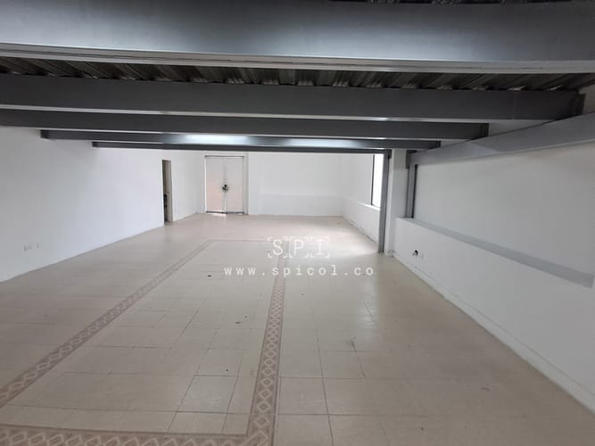 Local en arriendo en La Esmeralda, Itagüí, 108 m² · foto 6 de 14
