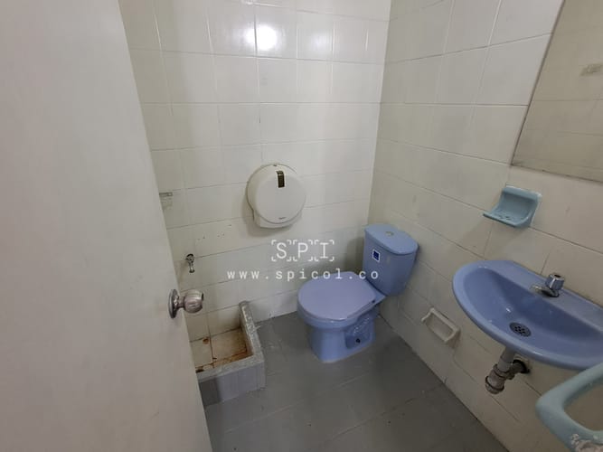 Local en arriendo en La Esmeralda, Itagüí, 108 m² · foto 10 de 14