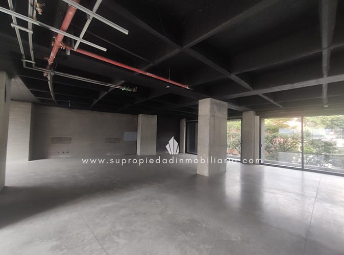 Local en arriendo en Milla De Oro, Medellín, 670 m² · foto 4 de 13