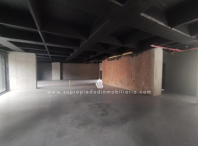 Local en arriendo en Milla De Oro, Medellín, 670 m² · foto 10 de 13