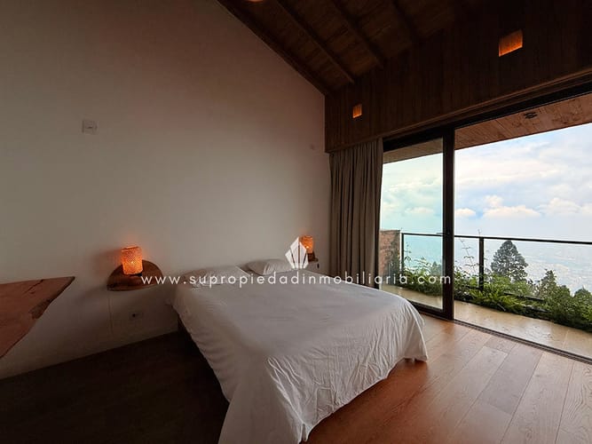 Casa de 6 alcobas en venta en Las Palmas, Medellín, 765 m² · foto 13 de 24