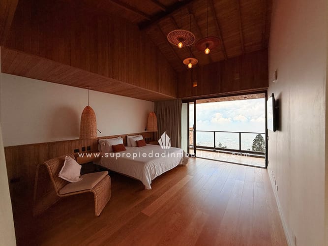 Casa de 6 alcobas en venta en Las Palmas, Medellín, 765 m² · foto 21 de 24