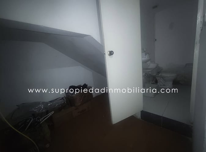 Local en arriendo en La Esmeralda, Envigado, 180 m² · foto 6 de 7