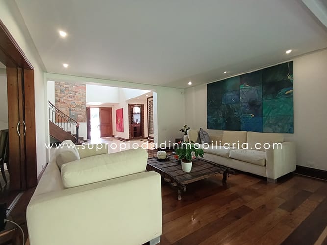 Casa de 3 alcobas en venta en Altos Del Poblado, Medellín, 523 m² · foto 7 de 24