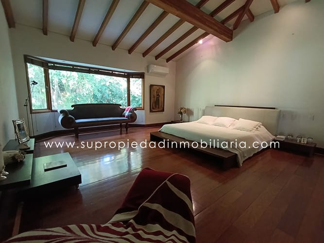Casa de 3 alcobas en venta en Altos Del Poblado, Medellín, 523 m² · foto 17 de 24