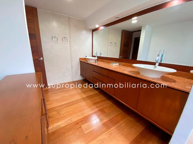 Casa de 3 alcobas en venta en Las Palmas, Medellín, 540 m² · foto 11 de 24