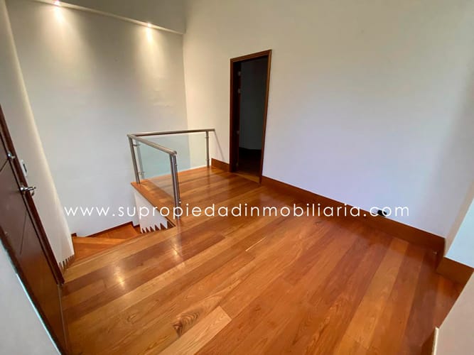 Casa de 3 alcobas en venta en Las Palmas, Medellín, 540 m² · foto 12 de 24