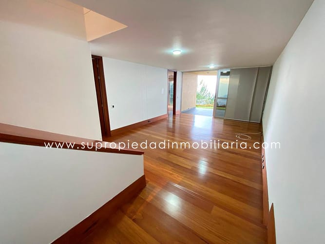Casa de 3 alcobas en venta en Las Palmas, Medellín, 540 m² · foto 16 de 24