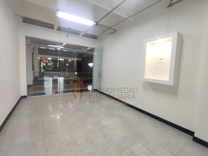 Local en arriendo en Milla De Oro, Medellín, 35 m² · foto 3 de 9