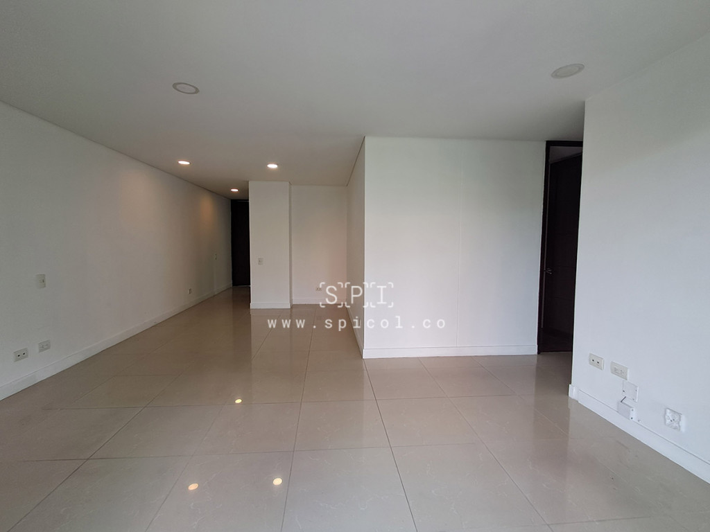 Apartamento en arriendo en Santa Maria De Los Angeles, Medellín · foto 8 de 24