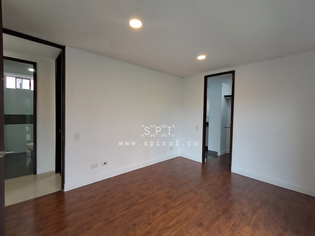 Apartamento en arriendo en Santa Maria De Los Angeles, Medellín · foto 19 de 24