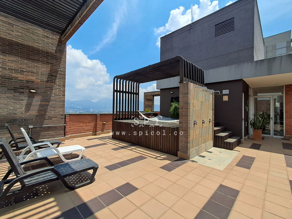 Apartamento en arriendo en Santa Maria De Los Angeles, Medellín · foto 23 de 24