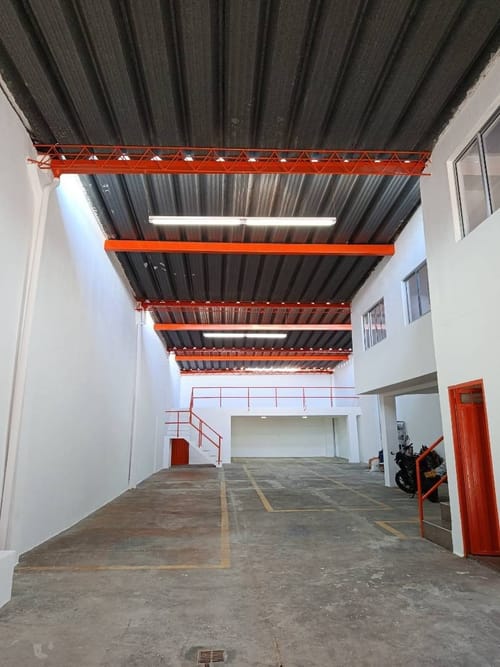 Bodega en arriendo en San Francisco, Bucaramanga, 300 m² · foto 2 de 13