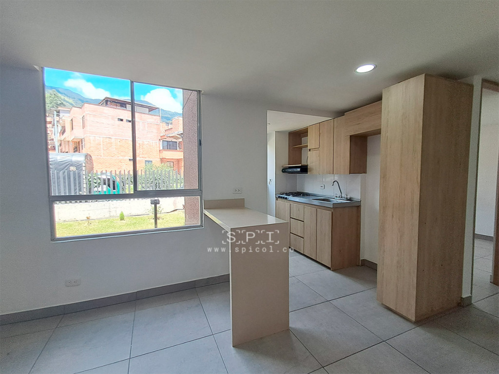 Apartamento en venta en San Antonio De Prado, Medellín · foto 2 de 13