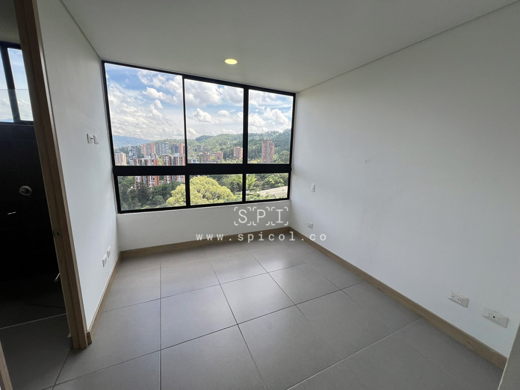 Apartamento en arriendo en Altos Del Poblado, Medellín · foto 17 de 22