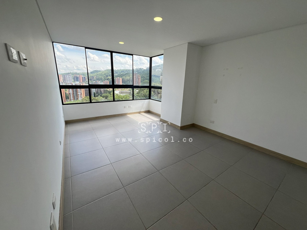 Apartamento en arriendo en Altos Del Poblado, Medellín · foto 19 de 22