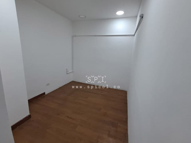 Local en arriendo en La Esmeralda, Itagüí, 659 m² · foto 9 de 24