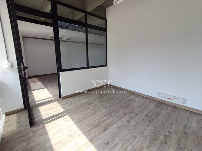 Local en arriendo en La Esmeralda, Itagüí, 659 m² · foto 17 de 24