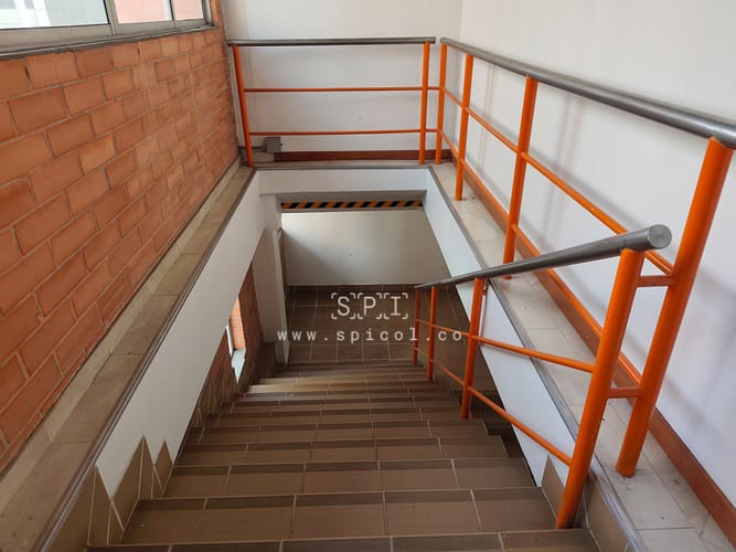 Bodega en arriendo en El Chagualo, Medellín, 300 m² · foto 12 de 16