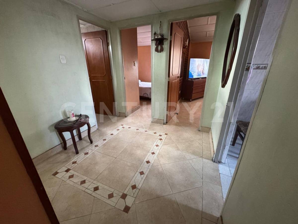 Apartamento en venta en Lago Timiza, Bogotá · foto 7 de 16