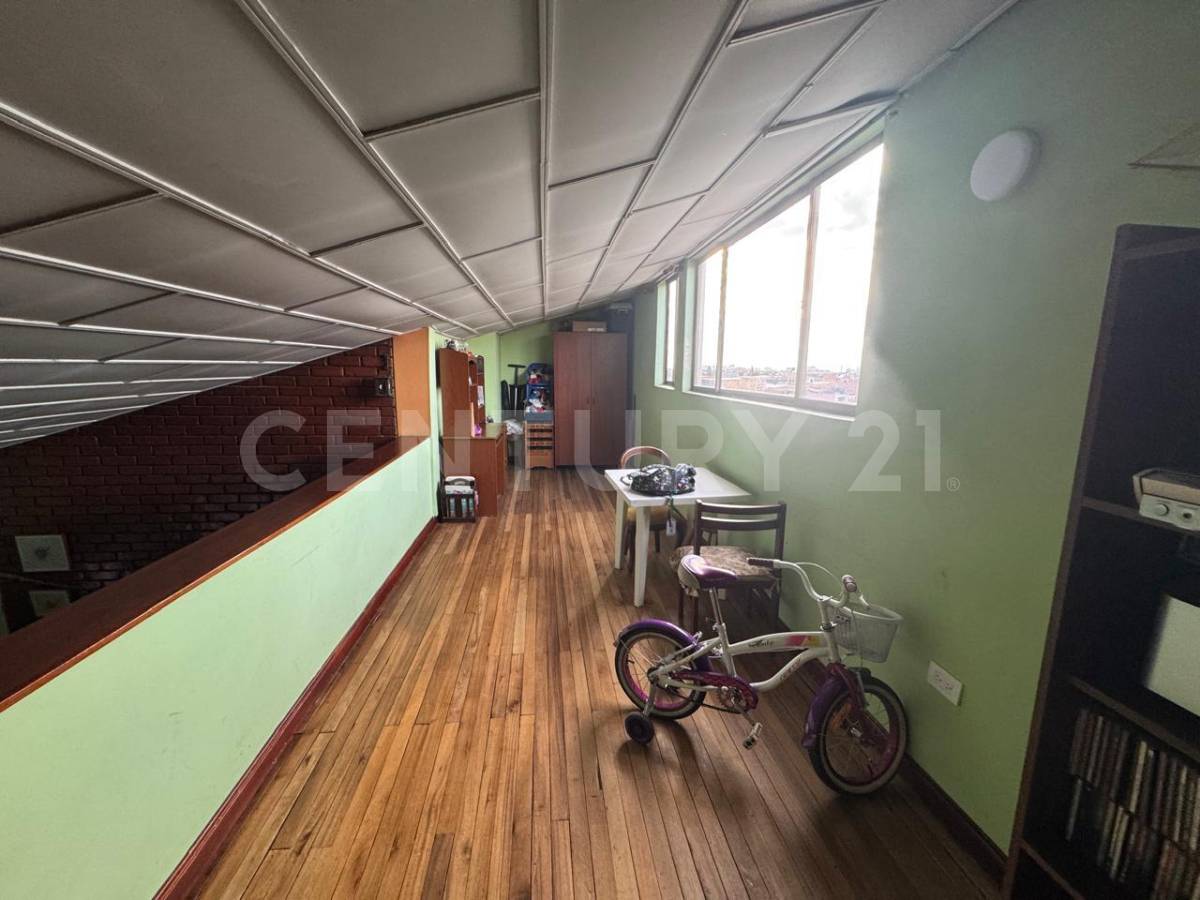 Apartamento en venta en Lago Timiza, Bogotá · foto 14 de 16