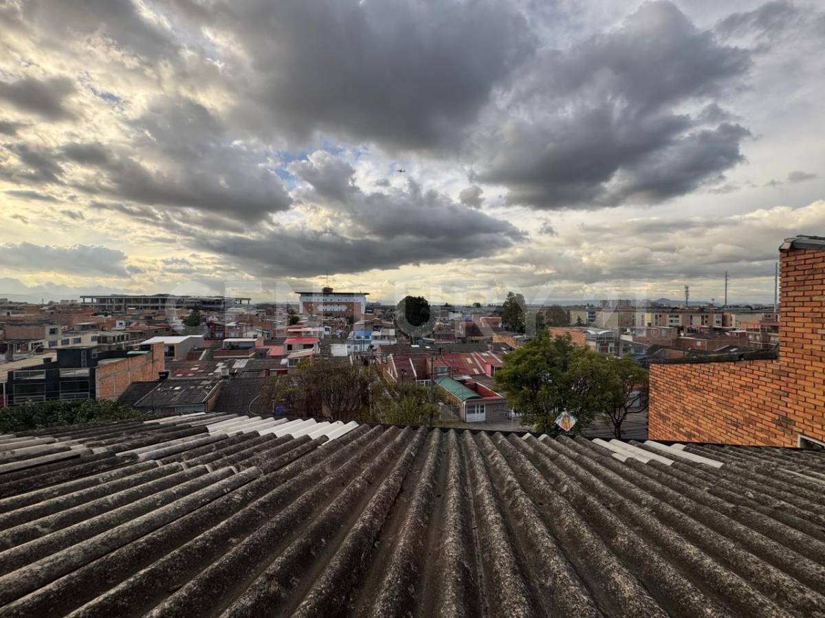 Apartamento en venta en Lago Timiza, Bogotá · foto 15 de 16