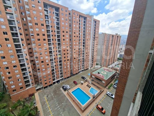 Apartamento de 2 alcobas en venta en Las Lomitas, Sabaneta, 62 m² · foto 10 de 12