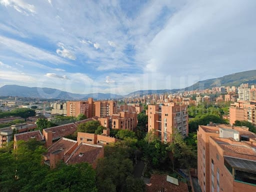 Apartamento de 3 alcobas en arriendo en Jardines, Envigado, 170 m² · foto 7 de 20