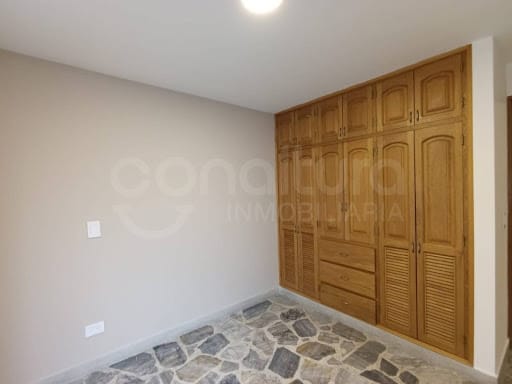 Apartamento de 3 alcobas en arriendo en Laureles, Medellín, 140 m² · foto 5 de 18