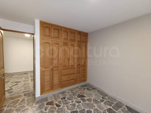 Apartamento de 3 alcobas en arriendo en Laureles, Medellín, 140 m² · foto 6 de 18