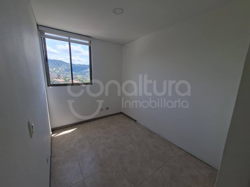 Apartamento en venta en La Ferreira, La Estrella · foto 6 de 10