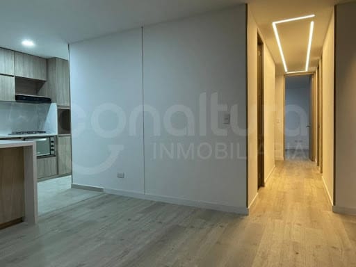 Apartamento de 3 alcobas en venta en Cristo Rey, Itagüí, 86 m² · foto 9 de 15