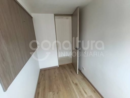 Apartamento de 3 alcobas en arriendo en Niquia, Bello, 55 m² · foto 11 de 18