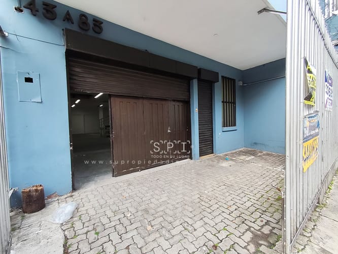 Bodega en arriendo en Colombia, Medellín, 300 m² · foto 2 de 21