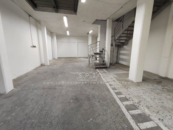 Bodega en arriendo en Colombia, Medellín, 300 m² · foto 4 de 21